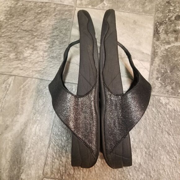 Fitflop Lulu Shimmer Black Silver Microwobbleboard Wedge Thong Sandals Woman's 8 - Picture 6 of 10